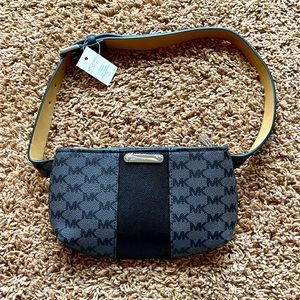 BNWT Black Michael Kors belt bag